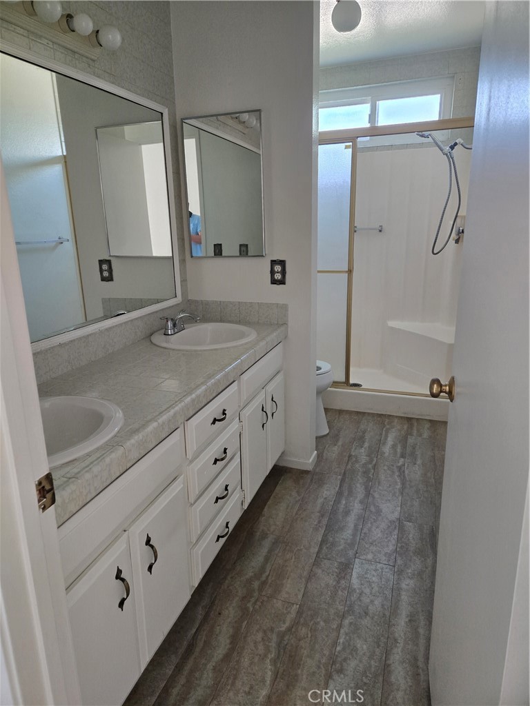 22712 Foxborough Property Photo 8