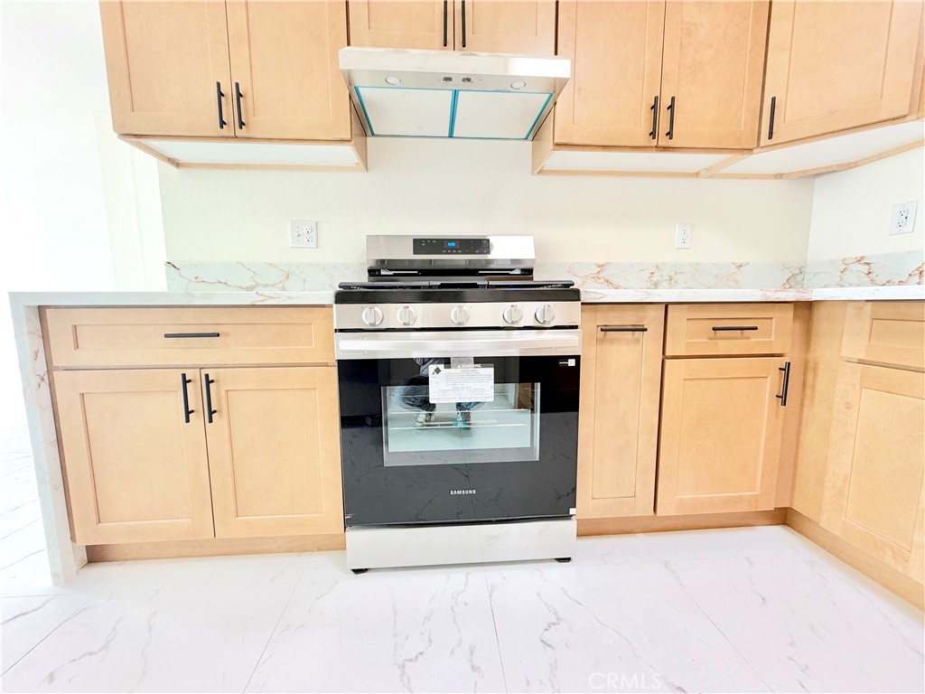8431 Tamaru Property Photo 2