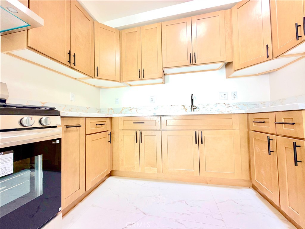 8431 Tamaru Property Photo 3
