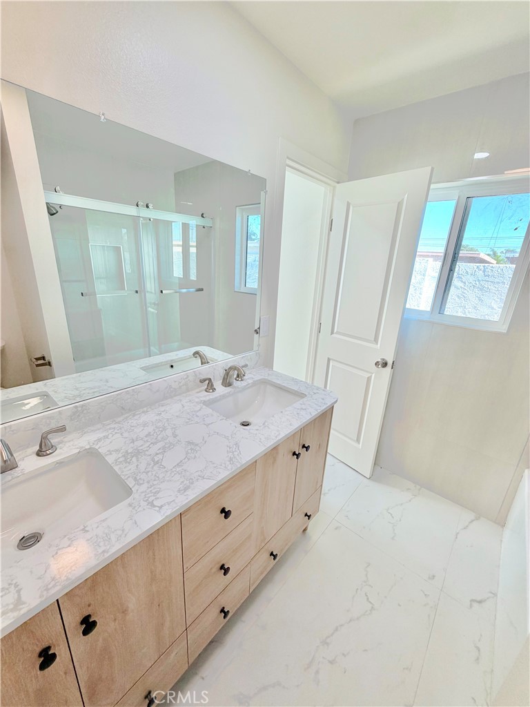 8431 Tamaru Property Photo 12