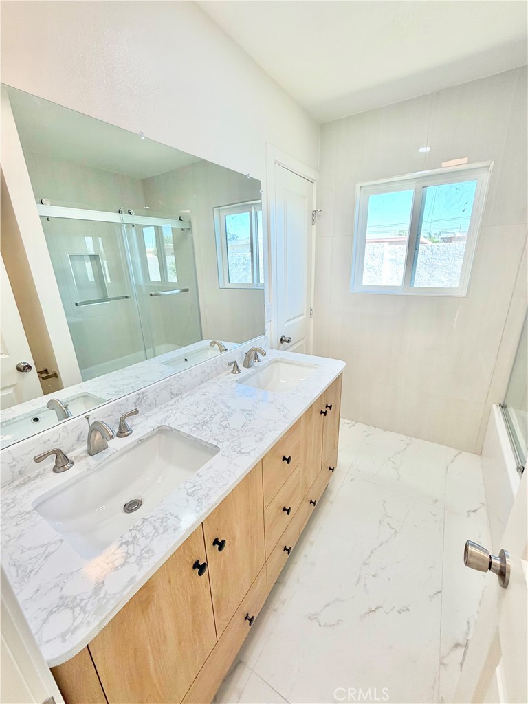 8431 Tamaru Property Photo 19