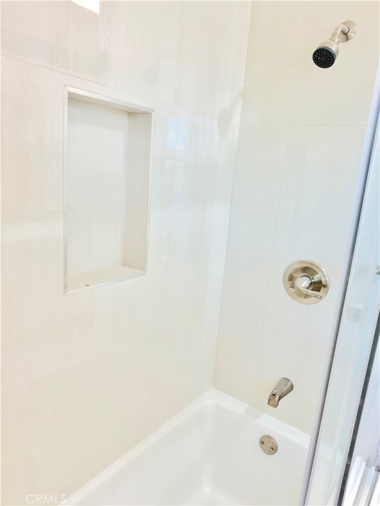 8431 Tamaru Property Photo 23