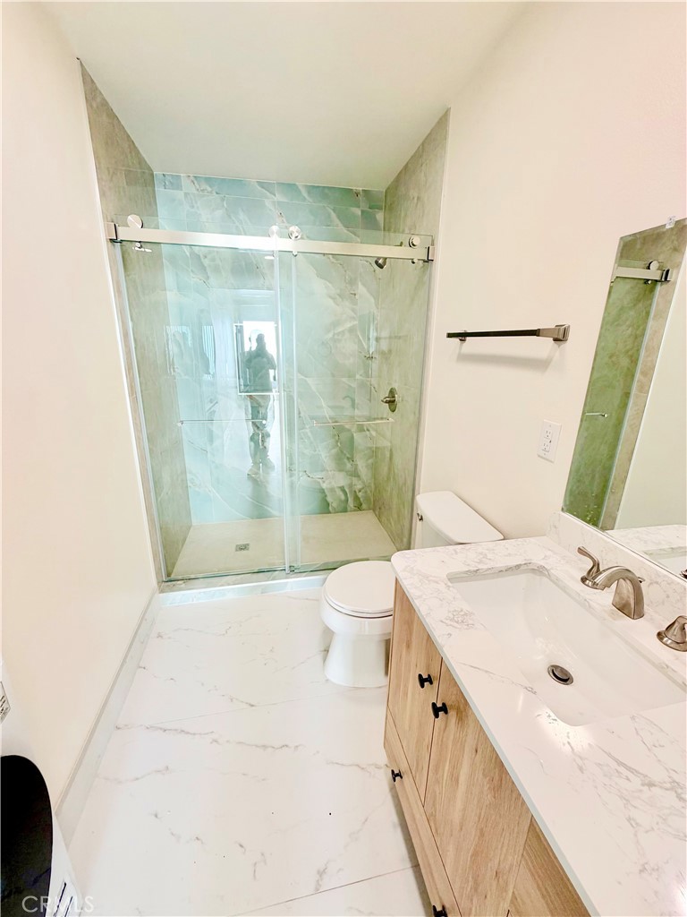 8431 Tamaru Property Photo 27