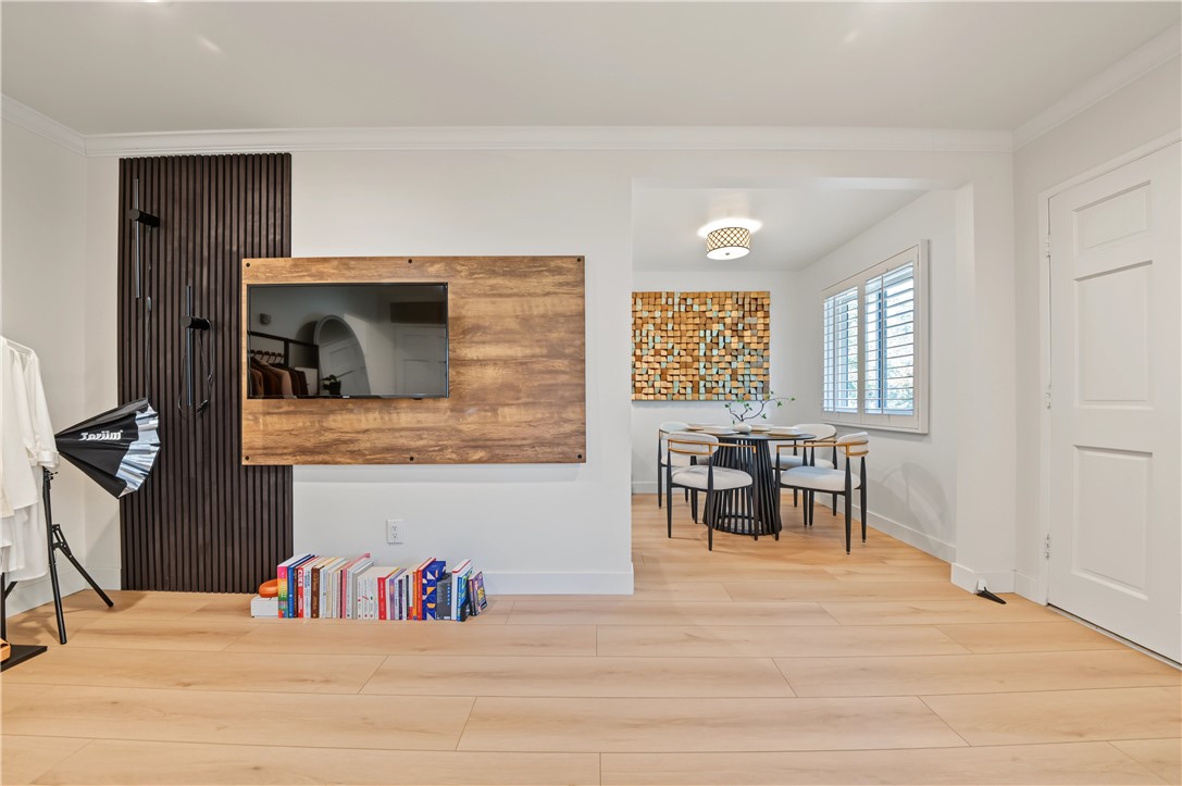660 S Glassell Property Photo 20