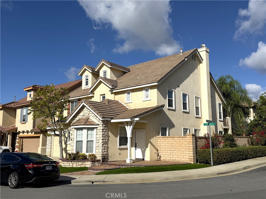 87 Stardance Property Photo 1