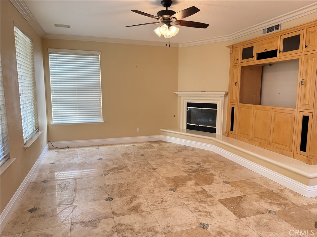 87 Stardance Property Photo 10