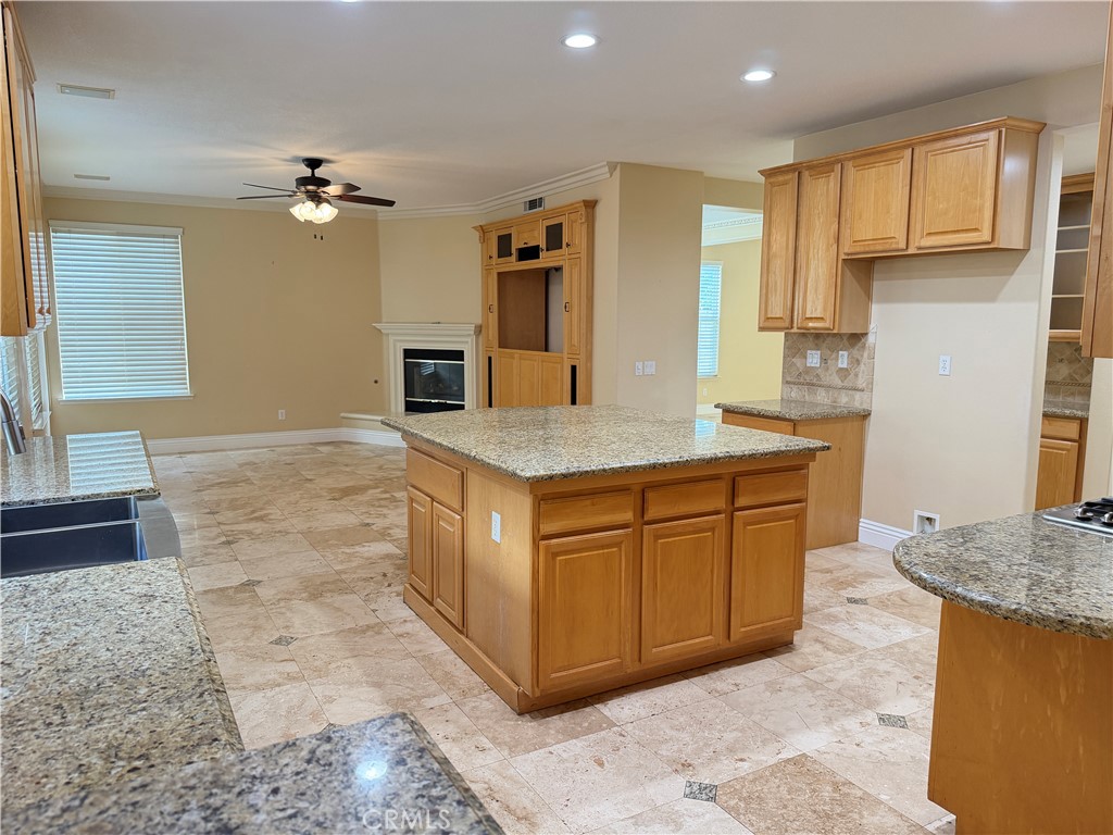 87 Stardance Property Photo 12