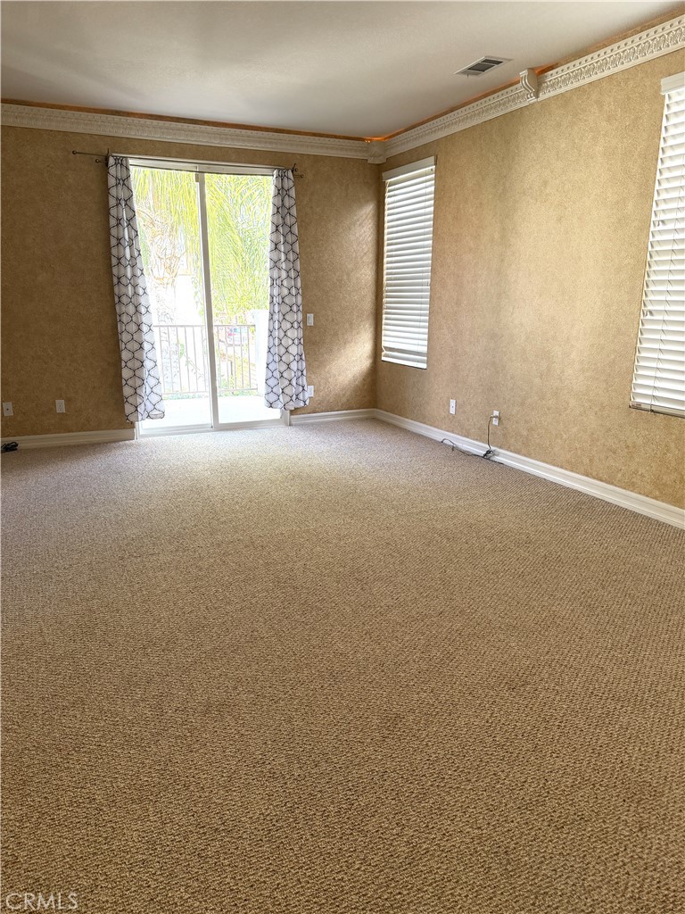 87 Stardance Property Photo 15