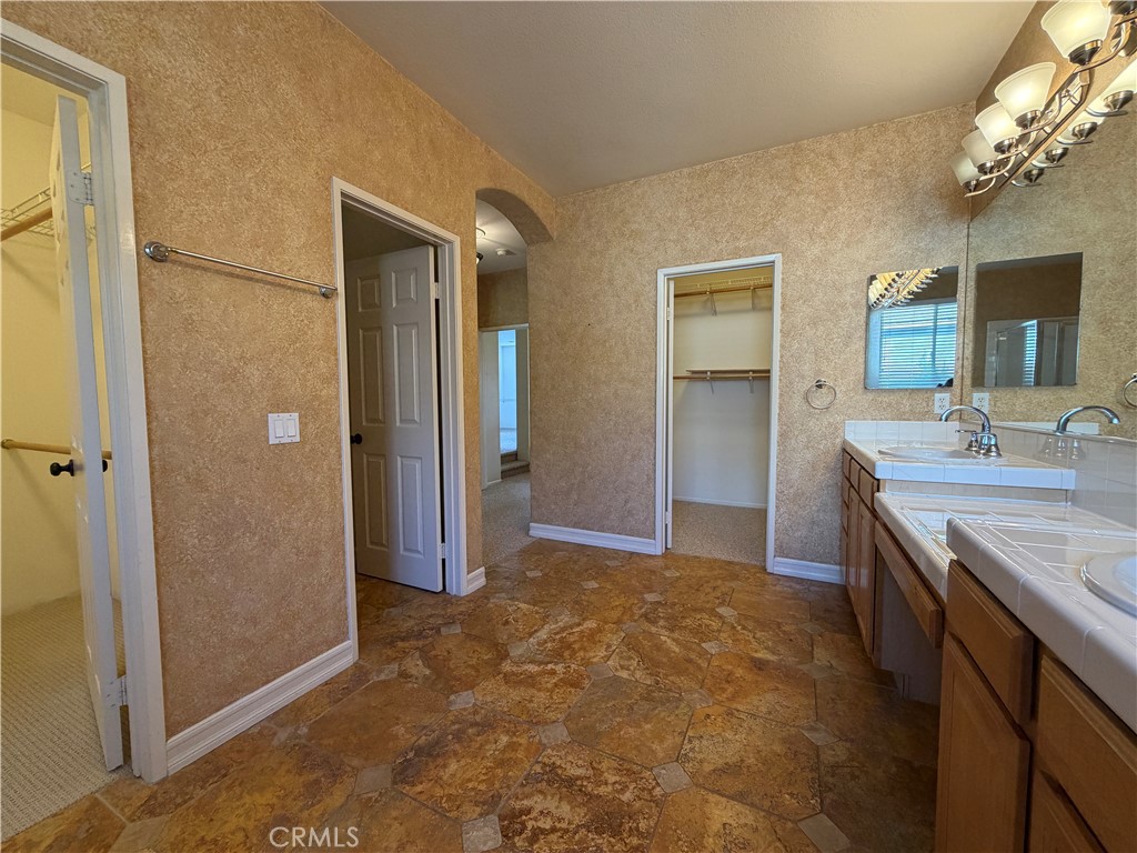 87 Stardance Property Photo 18