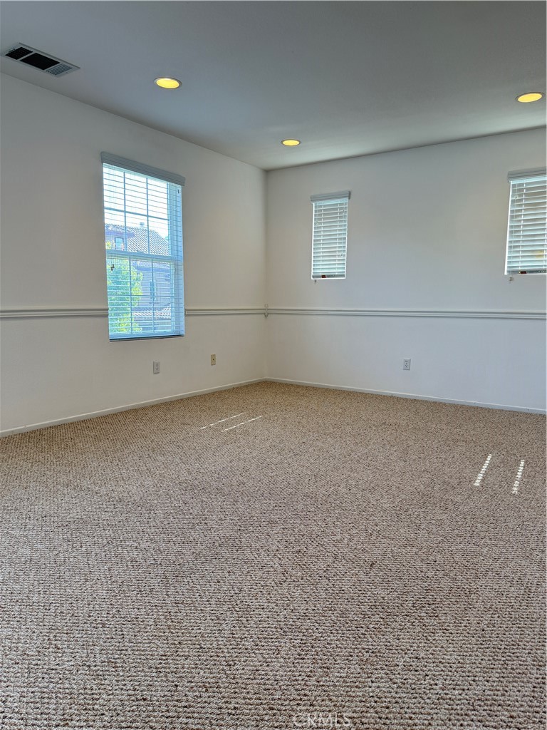 87 Stardance Property Photo 19