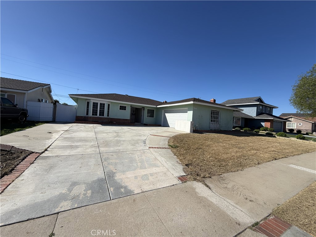17391 Elm Property Photo 1