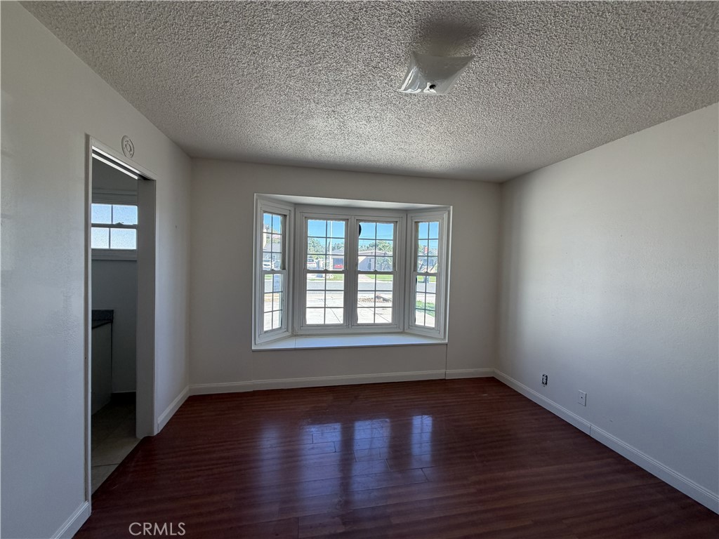 17391 Elm Property Photo 11