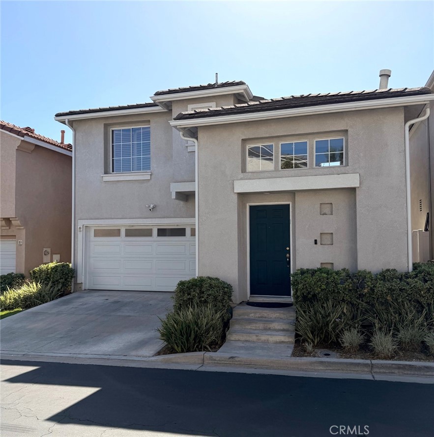 8 Fairfield Property Photo 1