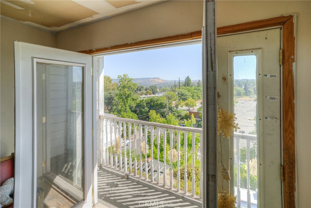 2175 Robinson Street Property Photo 50