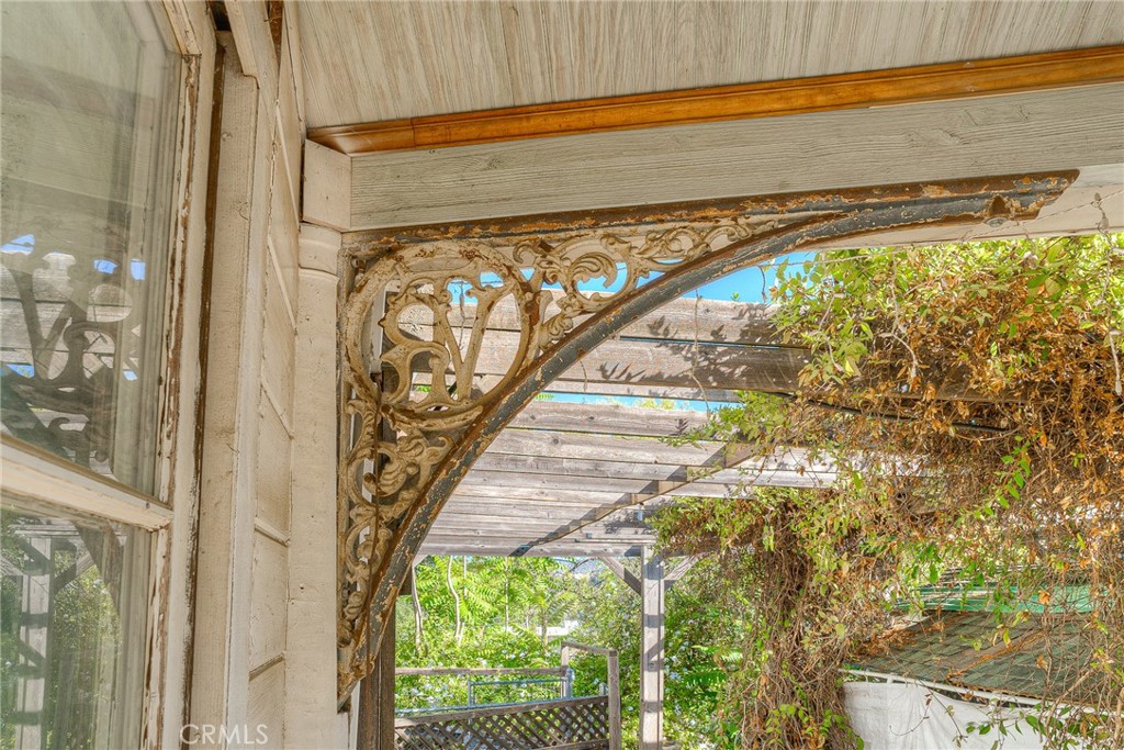 2175 Robinson Street Property Photo 59