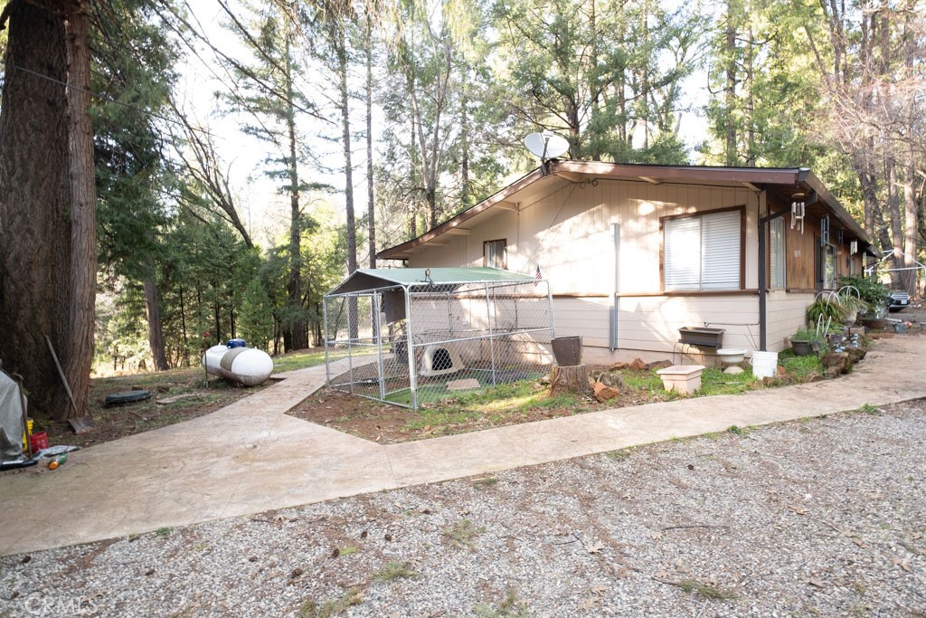 16648 New York House Road Property Photo 3