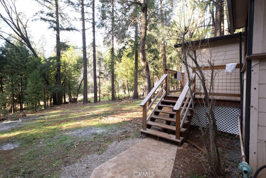 16648 New York House Road Property Photo 4