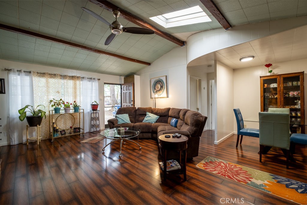 16648 New York House Road Property Photo 10