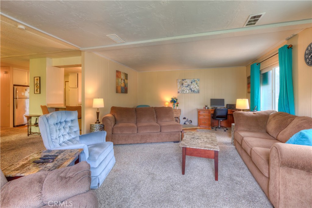 329 Ridgecrest Pkwy Property Photo 6