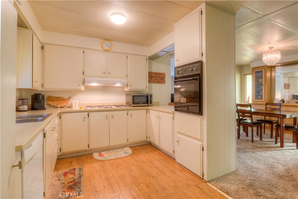 329 Ridgecrest Pkwy Property Photo 14