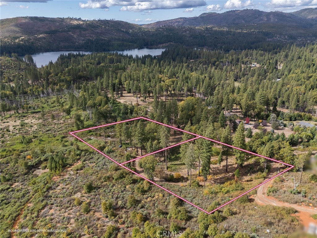 4023 Kakini Road Property Photo 3