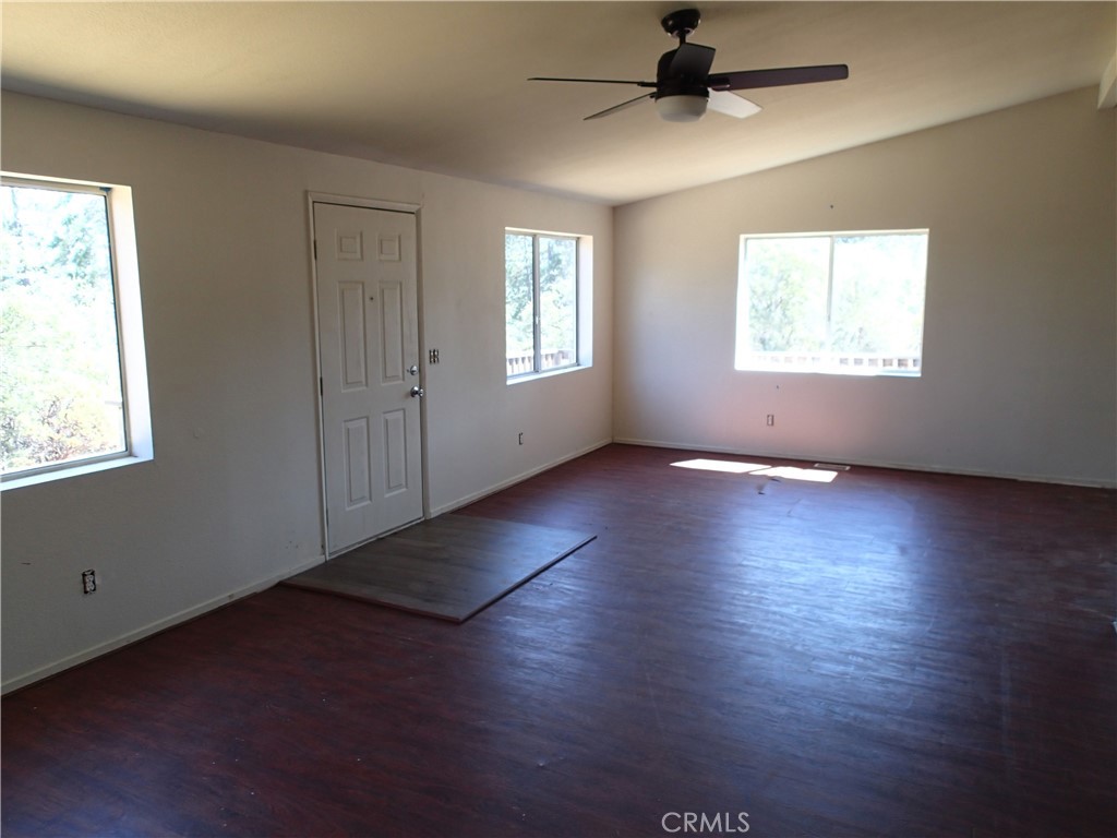 144 Eagle Vista Drive Property Photo 12