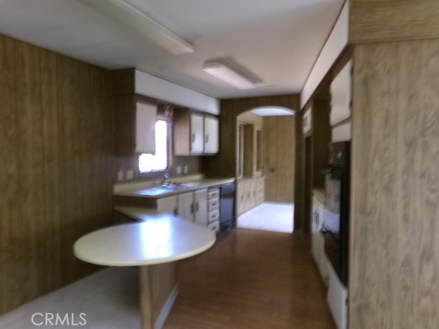 120 Oak Grove Property Photo 7