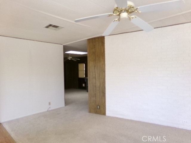 120 Oak Grove Property Photo 9