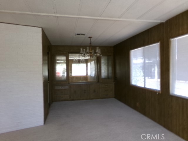 120 Oak Grove Property Photo 10