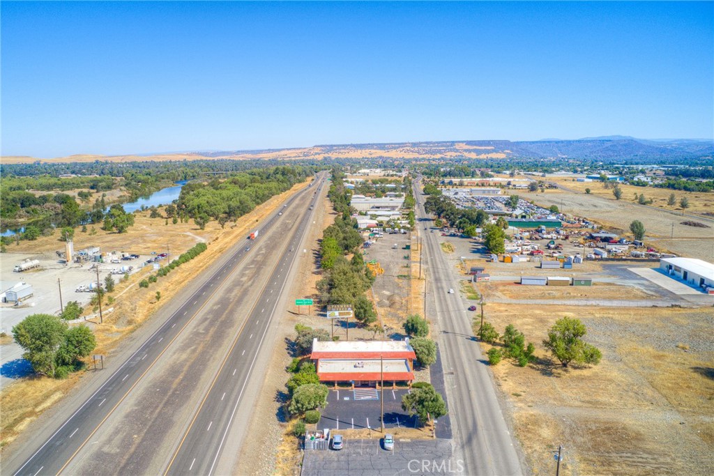 2950 Feather River Boulevard Property Photo 6