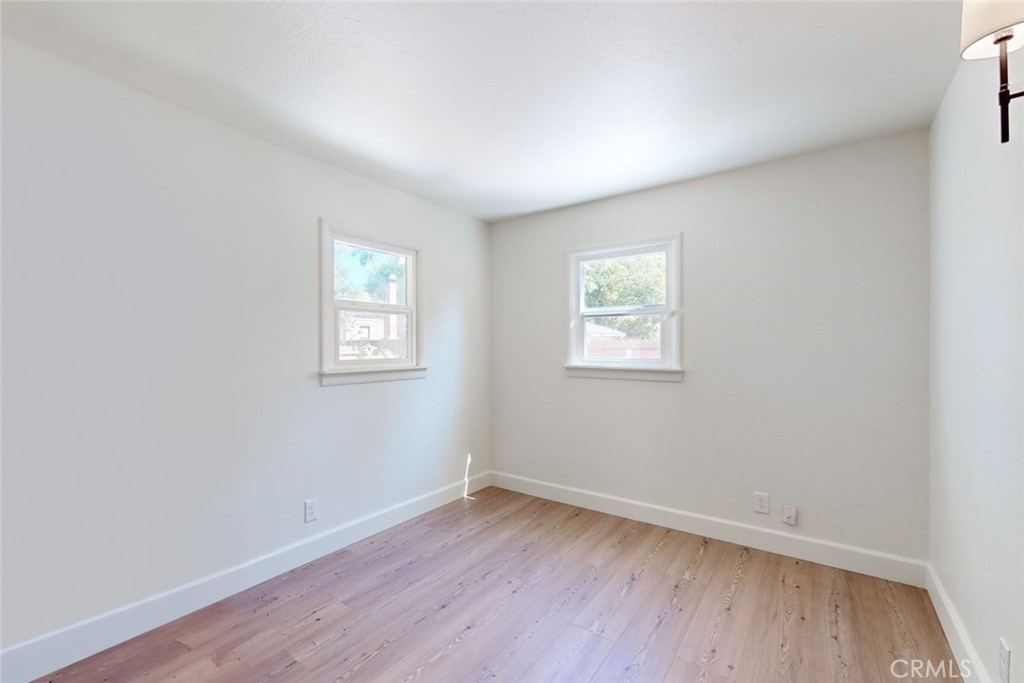 358 E 12th Street Property Photo 17
