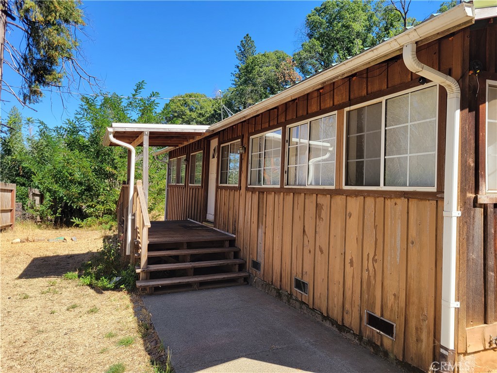 300 Bald Rock Road Property Photo 1