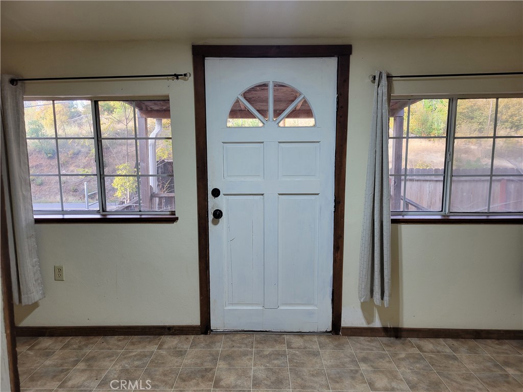 300 Bald Rock Road Property Photo 6