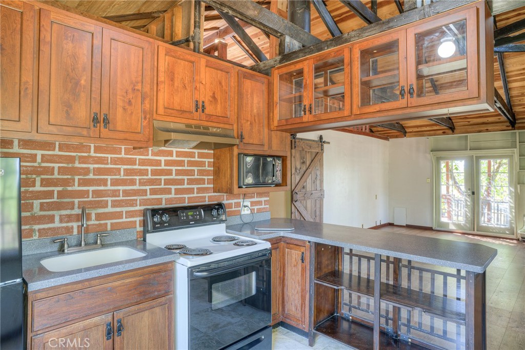 110 Black Bear Road Property Photo 11