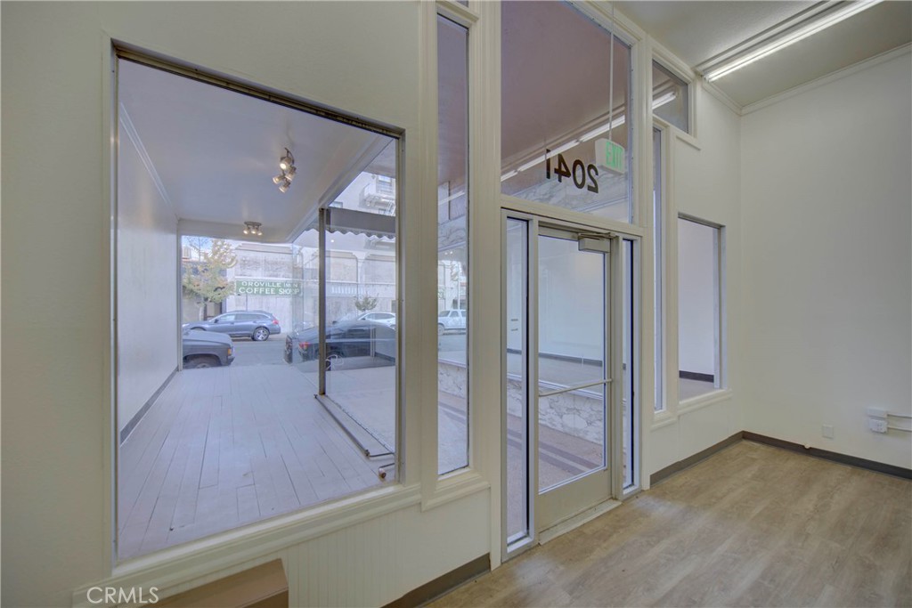 2041 Bird Street Property Photo 4