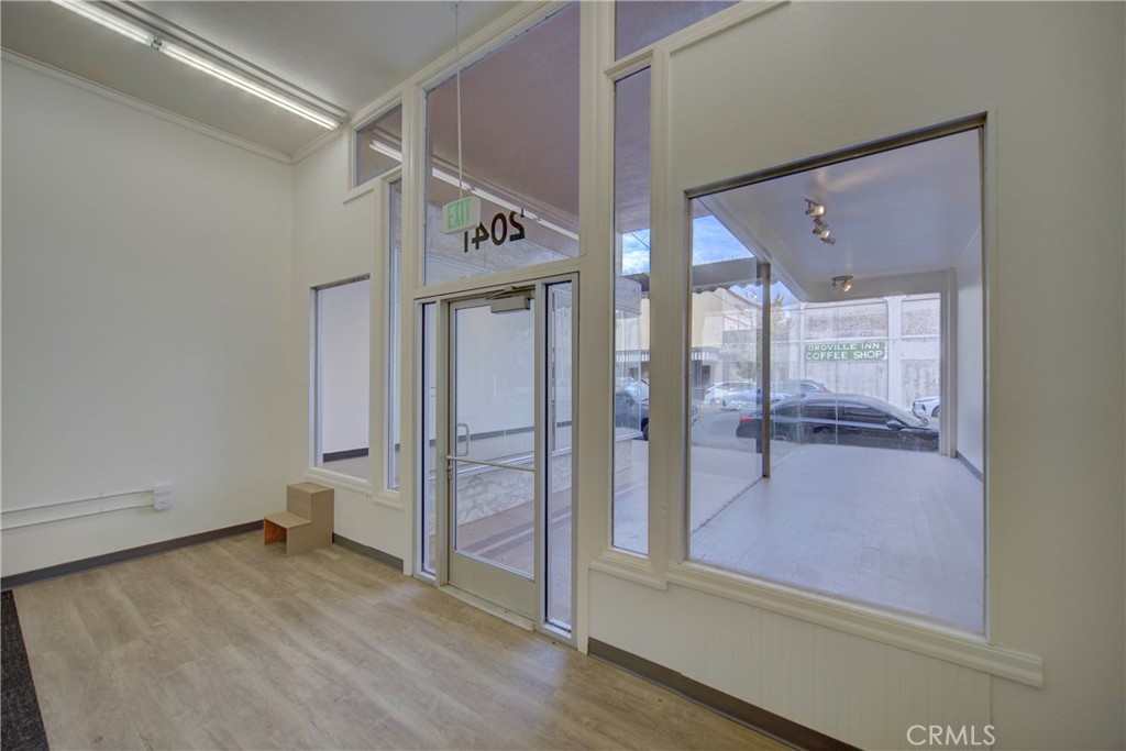 2041 Bird Street Property Photo 7