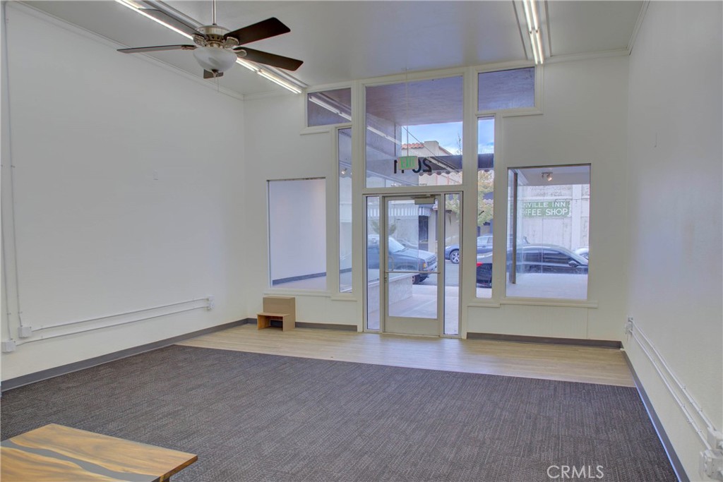 2041 Bird Street Property Photo 10