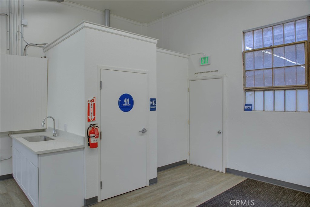 2041 Bird Street Property Photo 24
