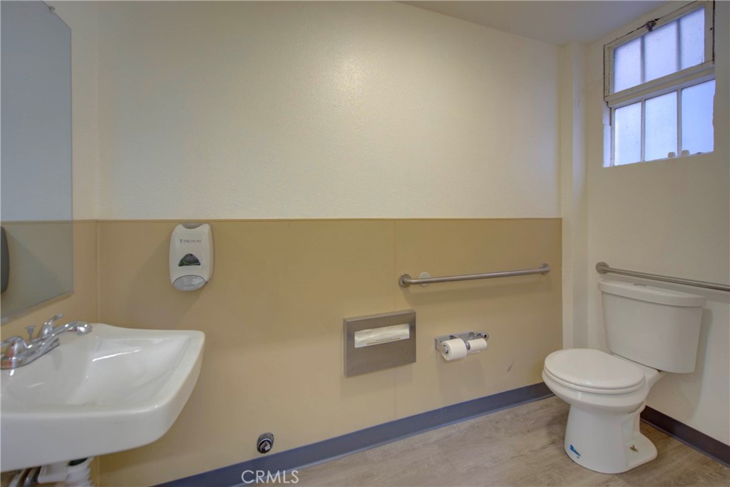 2041 Bird Street Property Photo 25