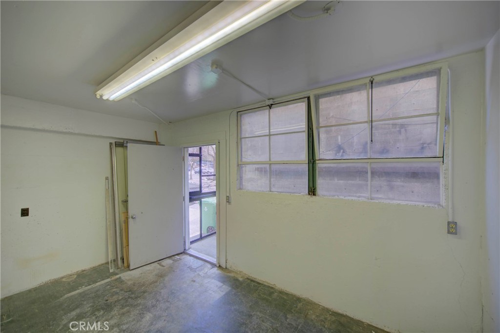 2041 Bird Street Property Photo 29