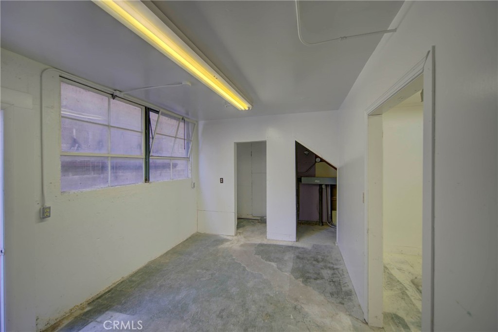 2041 Bird Street Property Photo 32
