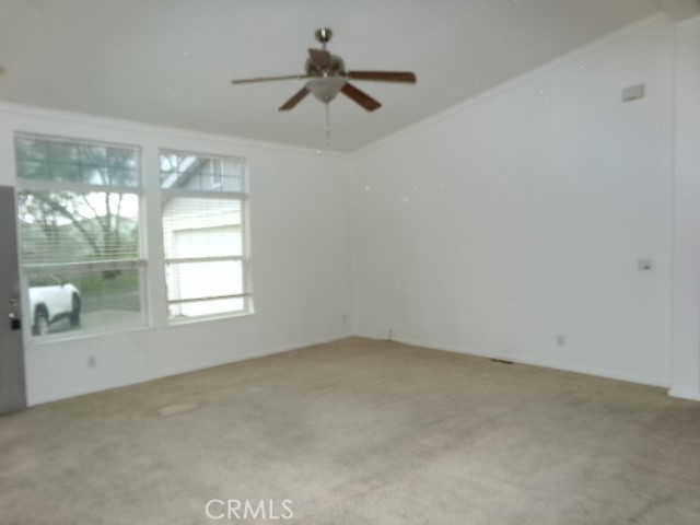 130 Oak Grove Property Photo 9