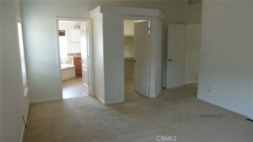 130 Oak Grove Property Photo 13