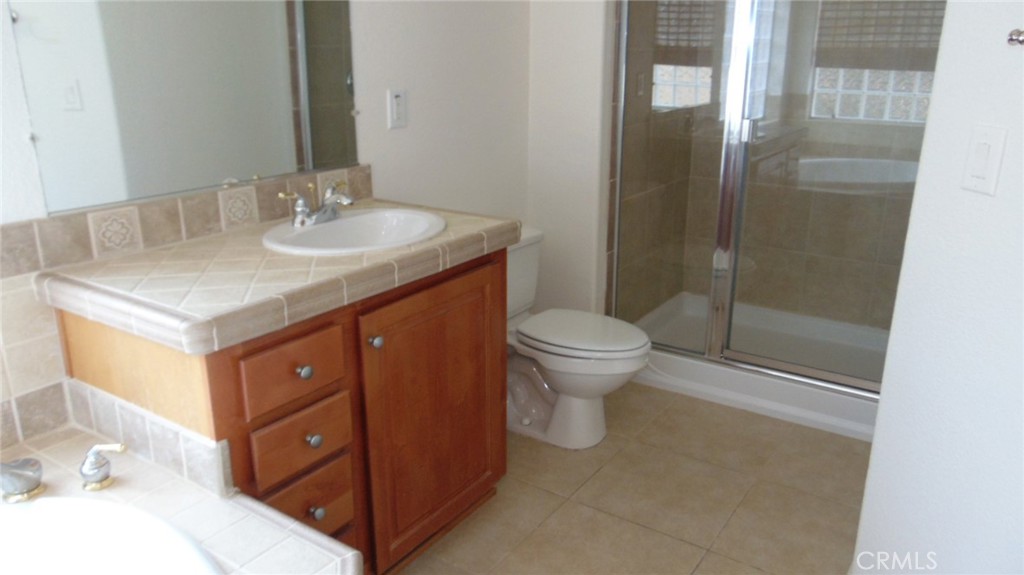 130 Oak Grove Property Photo 15