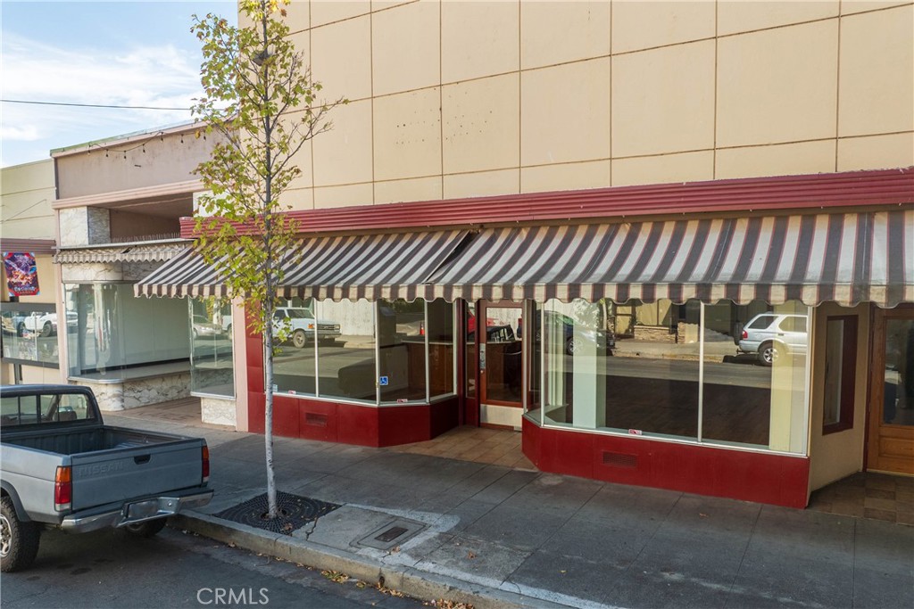 2025 Bird Street Property Photo 1
