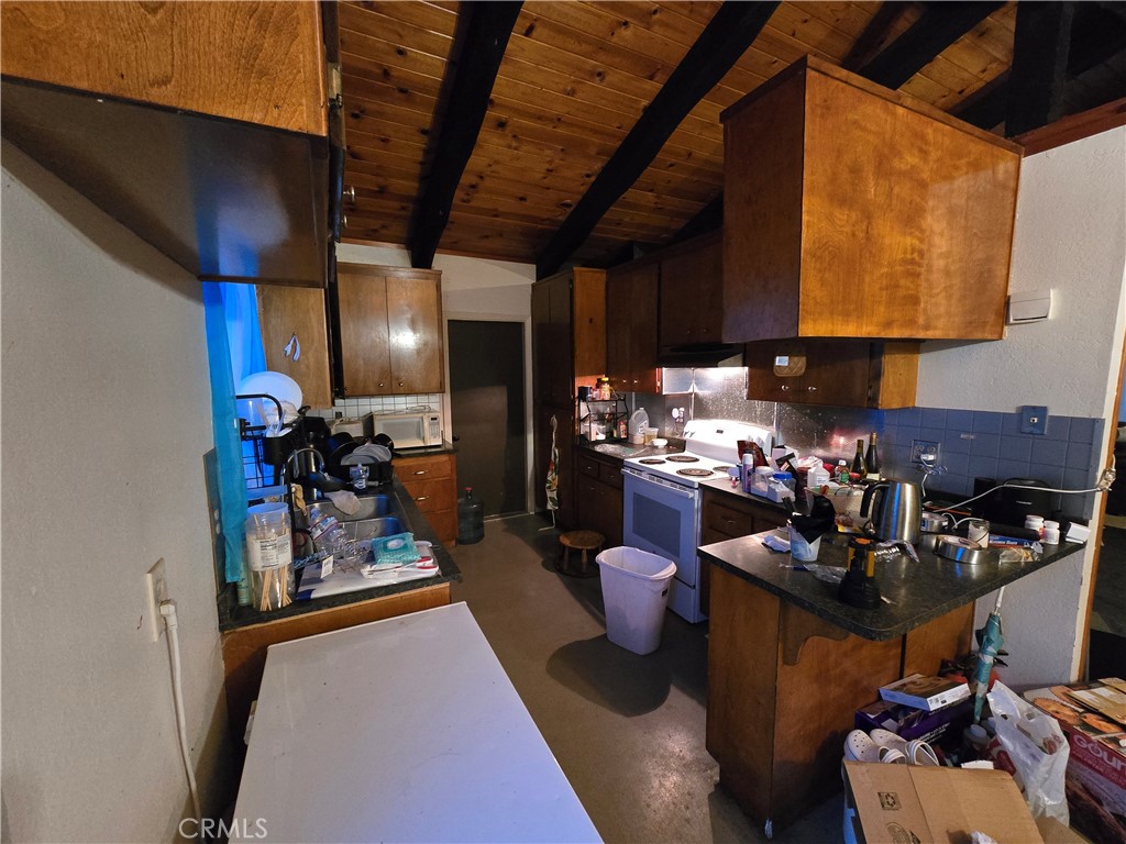 174 Hope Lane Property Photo 31