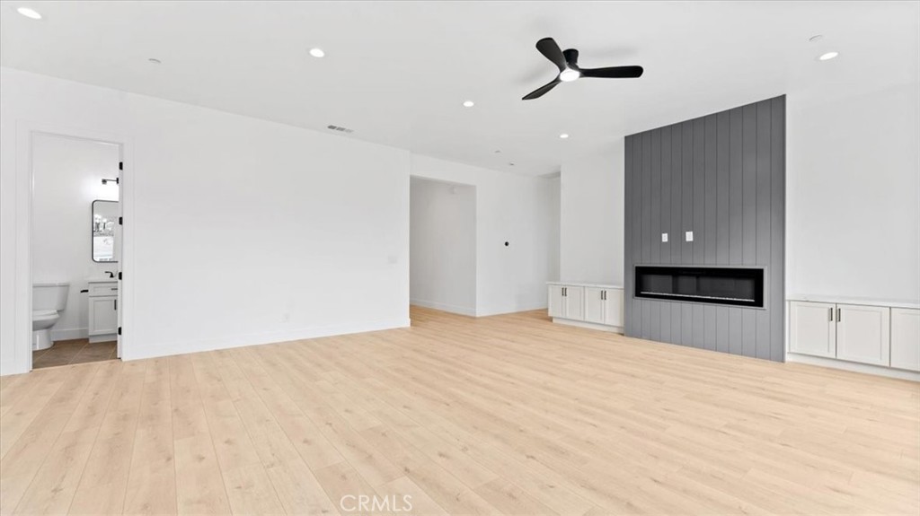 221 Lariat Property Photo 13