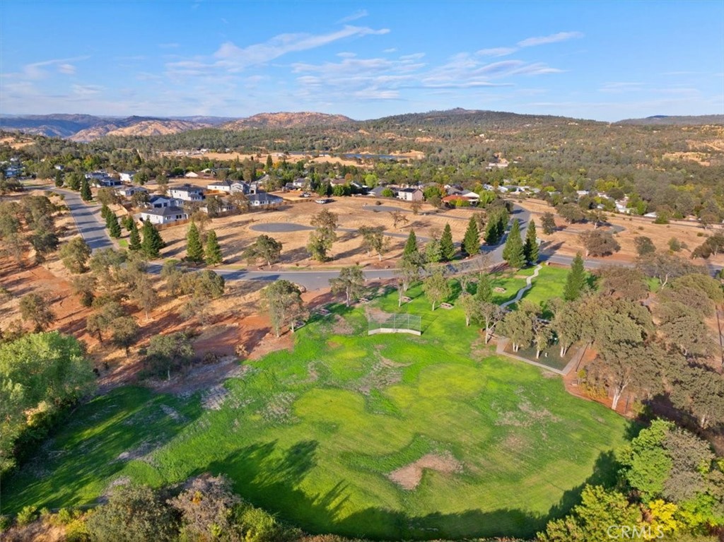 221 Lariat Property Photo 35