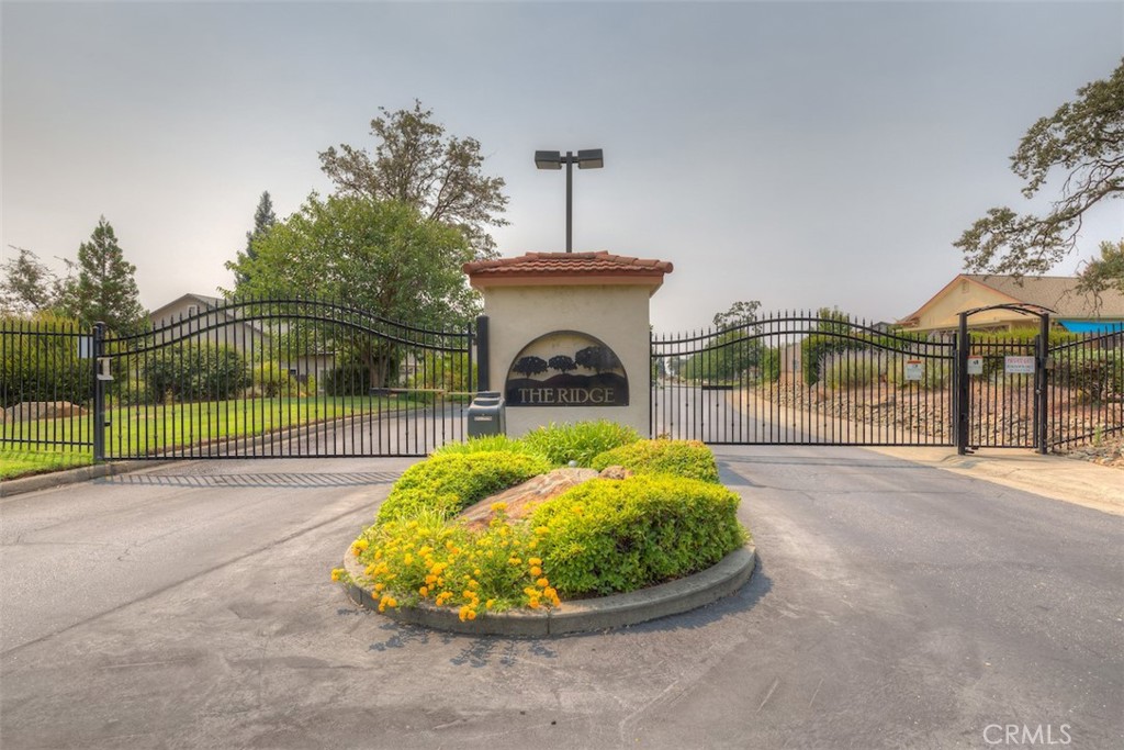 221 Lariat Property Photo 38
