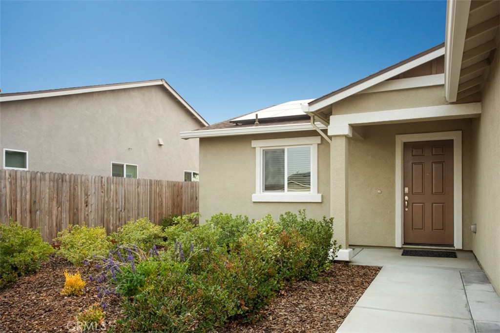46 Lauren Way Property Photo 3